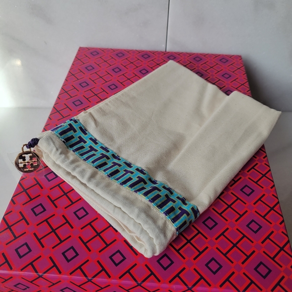 Tory Burch Perf Gladiator Wedge Sandle - Picture 3 of 7